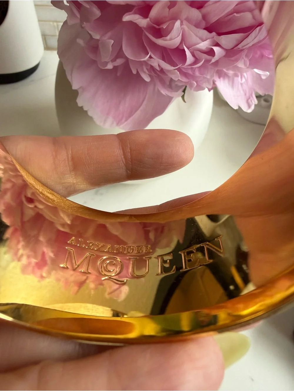 Alexander McQueen Olive Green Enamel Skull Wide Hinged Bangle Cuff Bracelet Gold - Picture 5 of 5